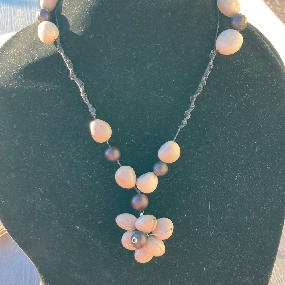Coffee Bean Necklace Rosette Pendant brown and grayish color 20”